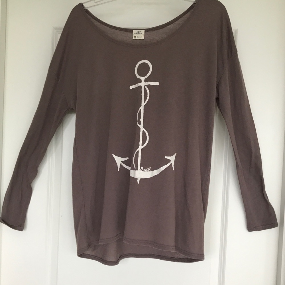 Woman’s long sleeve T shirt